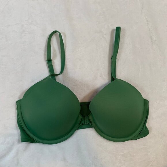 VS PINK wear everywhere t-shirt lightly lined green bra - 34C - Picture 1 of 8
